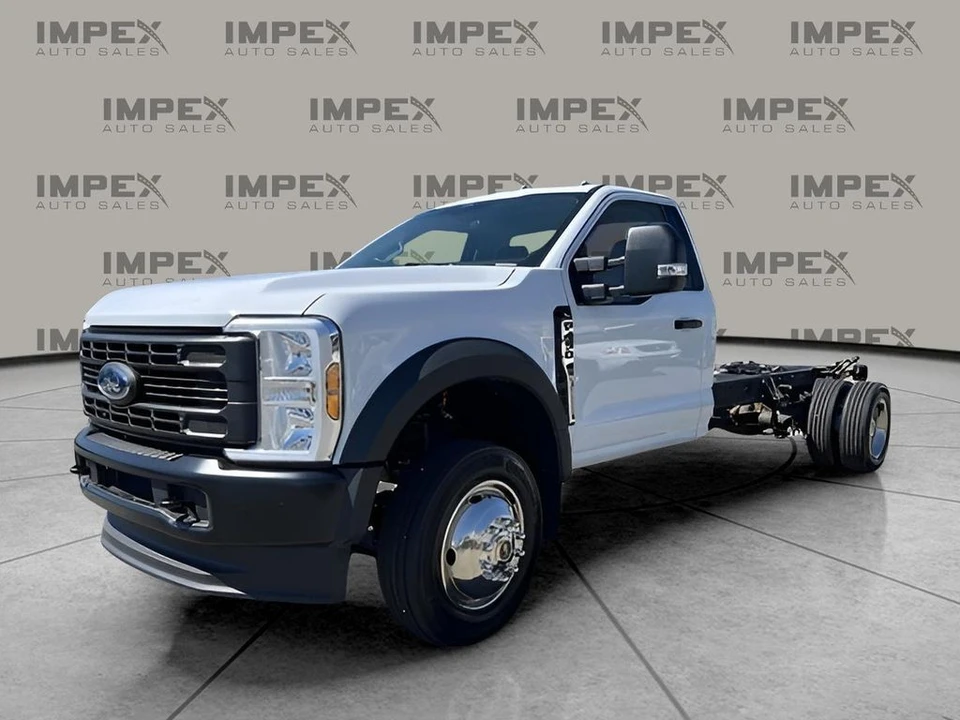 2025 Ford Super Duty 5th Gen - Image 2 of 21