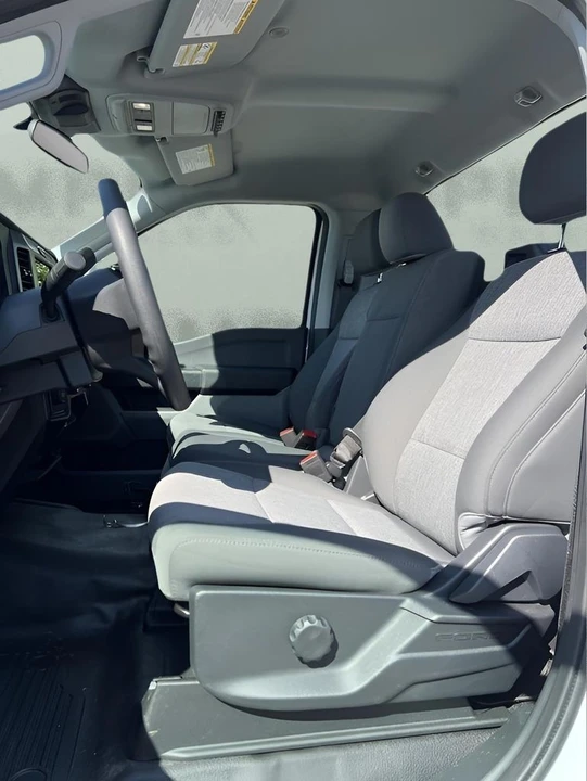 2025 Ford Super Duty 5th Gen - Image 12 of 21