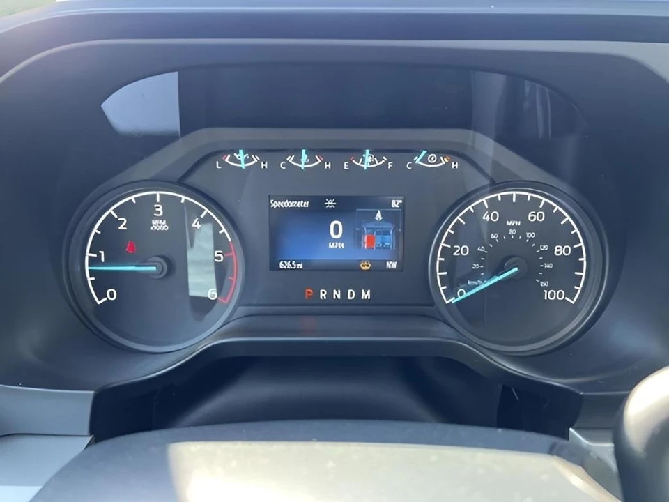2025 Ford Super Duty 5th Gen - Image 15 of 21