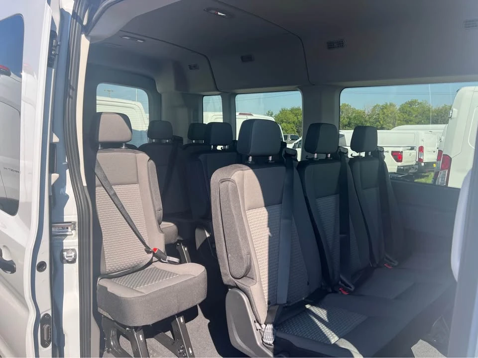 2025 Ford Transit - Image 2 of 4
