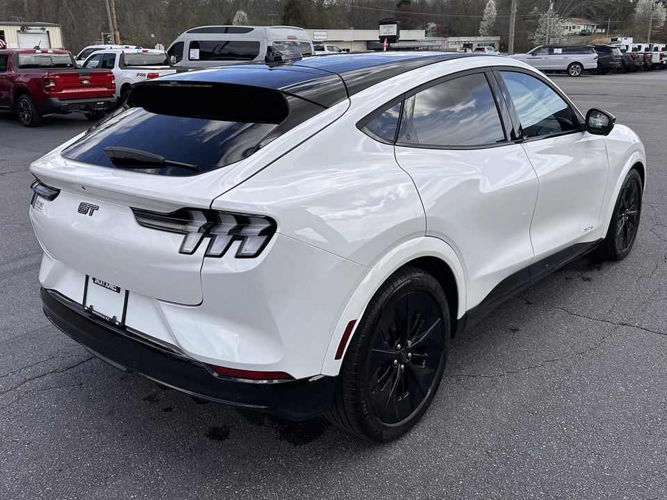 2025 Ford Mustang Mach-E - Image 6 of 31