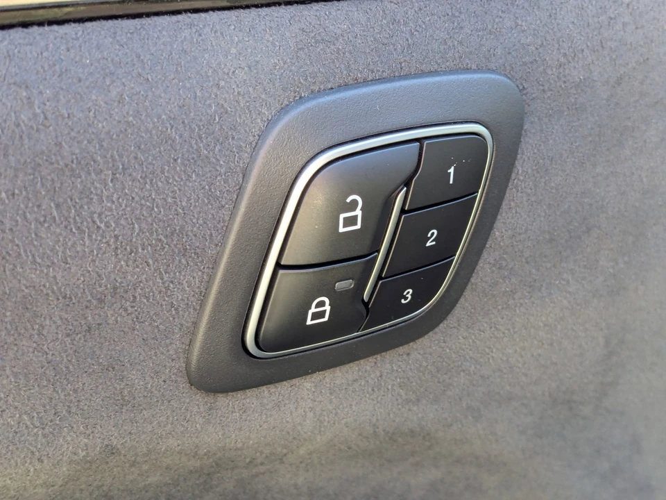2025 Ford Mustang Mach-E - Image 13 of 21