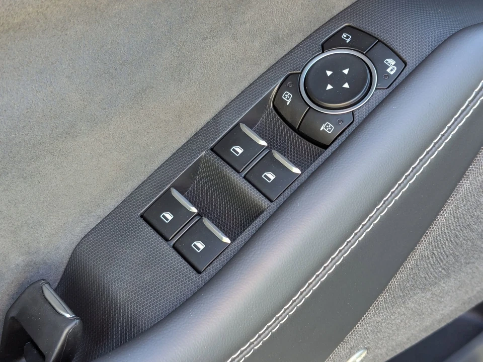 2025 Ford Mustang Mach-E - Image 14 of 21