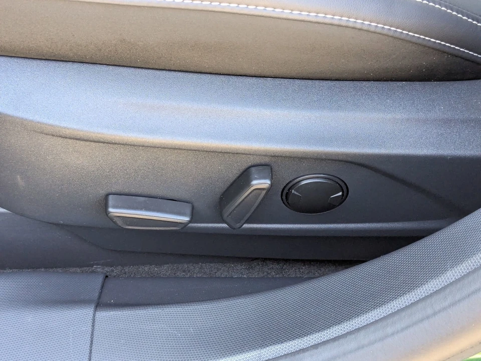 2025 Ford Mustang Mach-E - Image 17 of 21