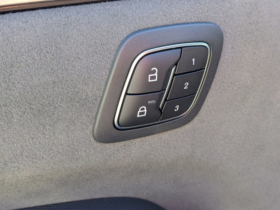2025 Ford Mustang Mach-E - Image 13 of 21
