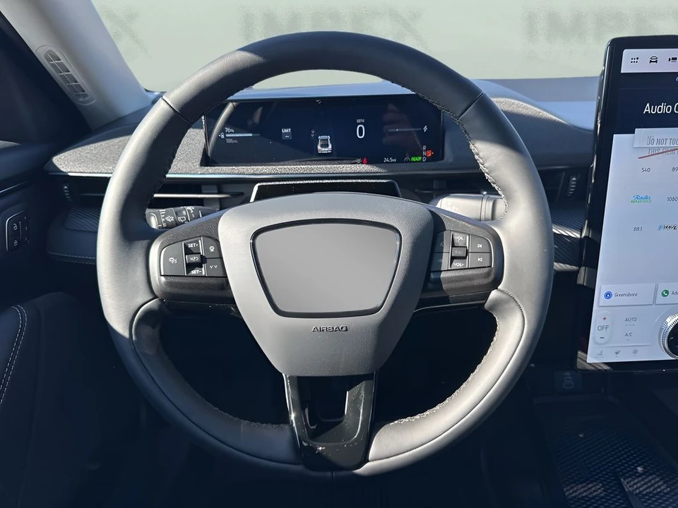 2025 Ford Mustang Mach-E - Image 14 of 31