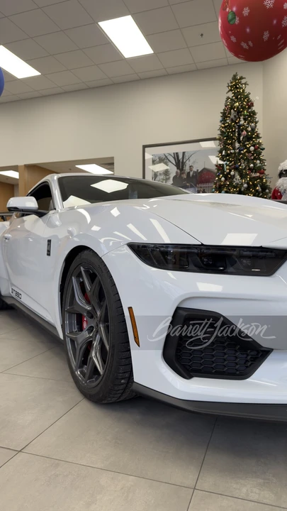 2025 Ford Shelby Mustang - Image 18 of 18