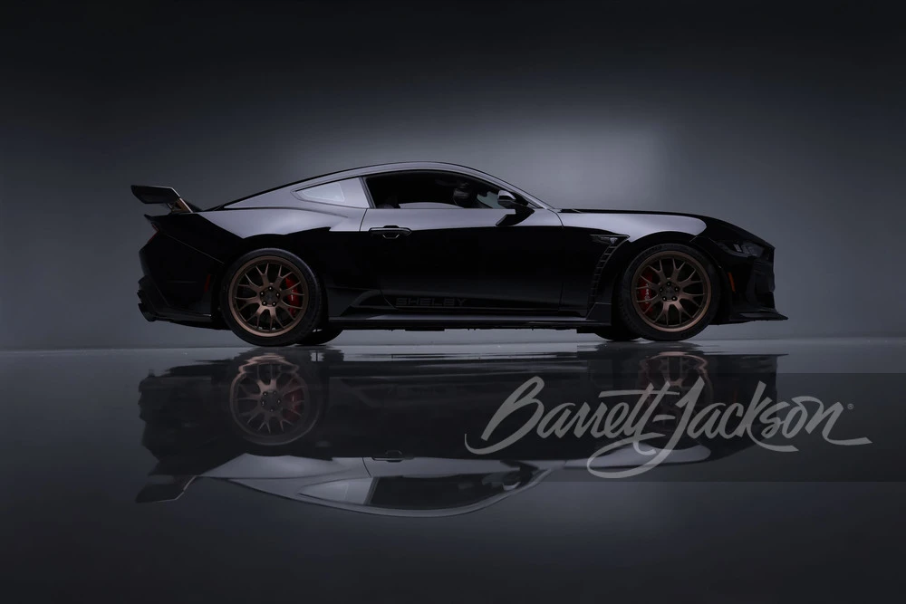 2025 Ford Shelby Mustang - Image 28 of 31