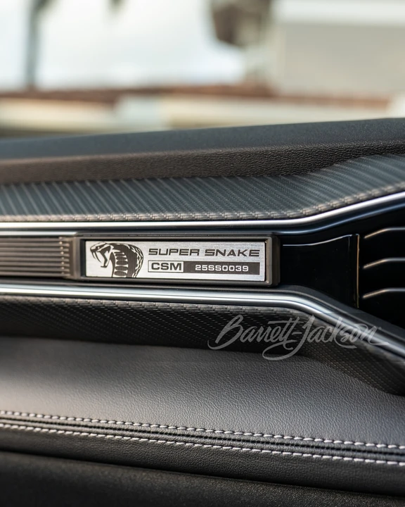 2025 Ford Shelby Mustang - Image 29 of 31