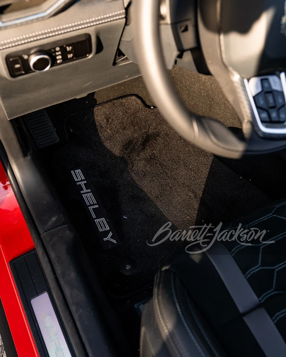 2025 Ford Shelby Mustang - Image 18 of 31