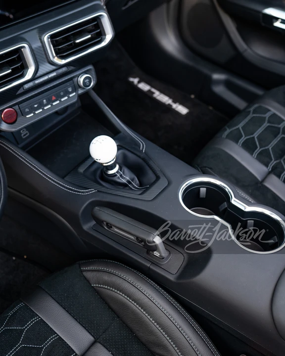 2025 Ford Shelby Mustang - Image 23 of 31