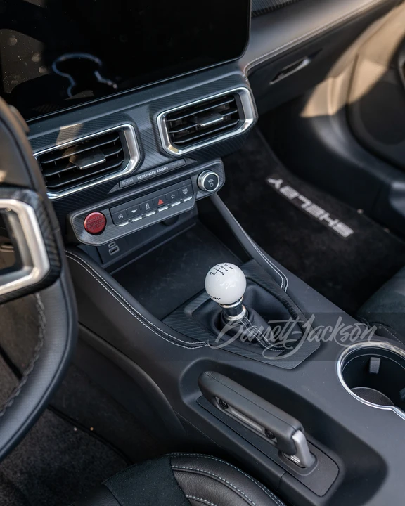 2025 Ford Shelby Mustang - Image 27 of 31
