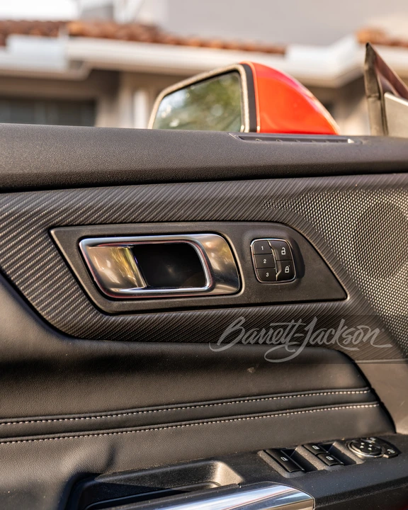 2025 Ford Shelby Mustang - Image 26 of 31