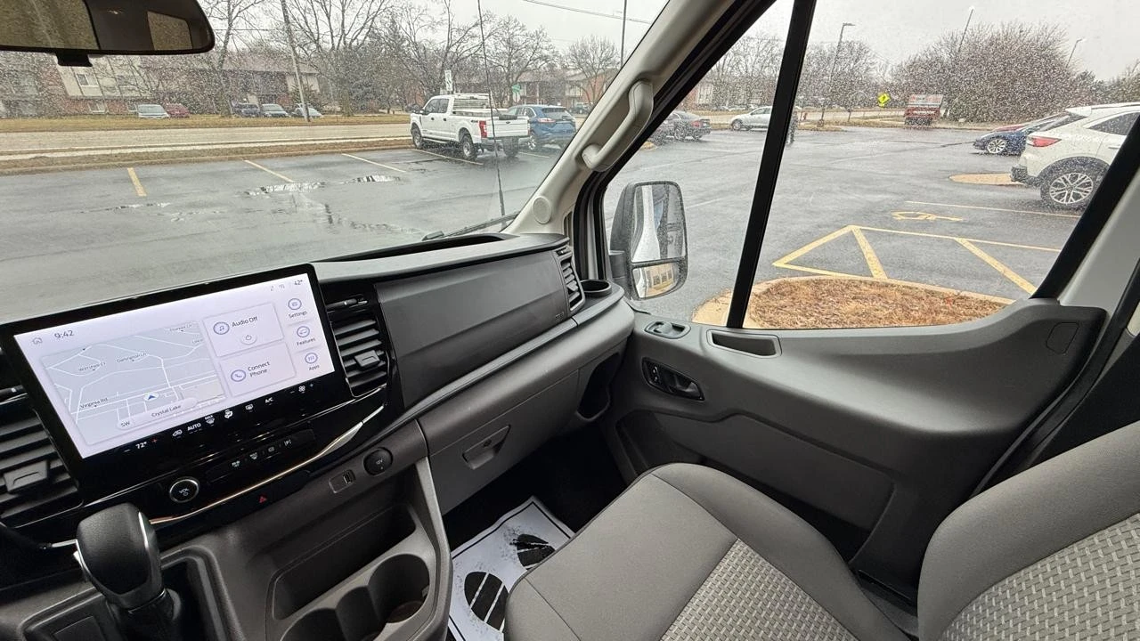 2025 Ford Transit - Image 15 of 21