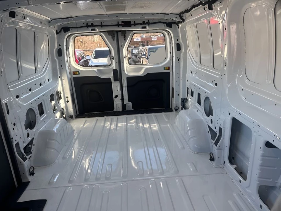 2025 Ford Transit - Image 10 of 21