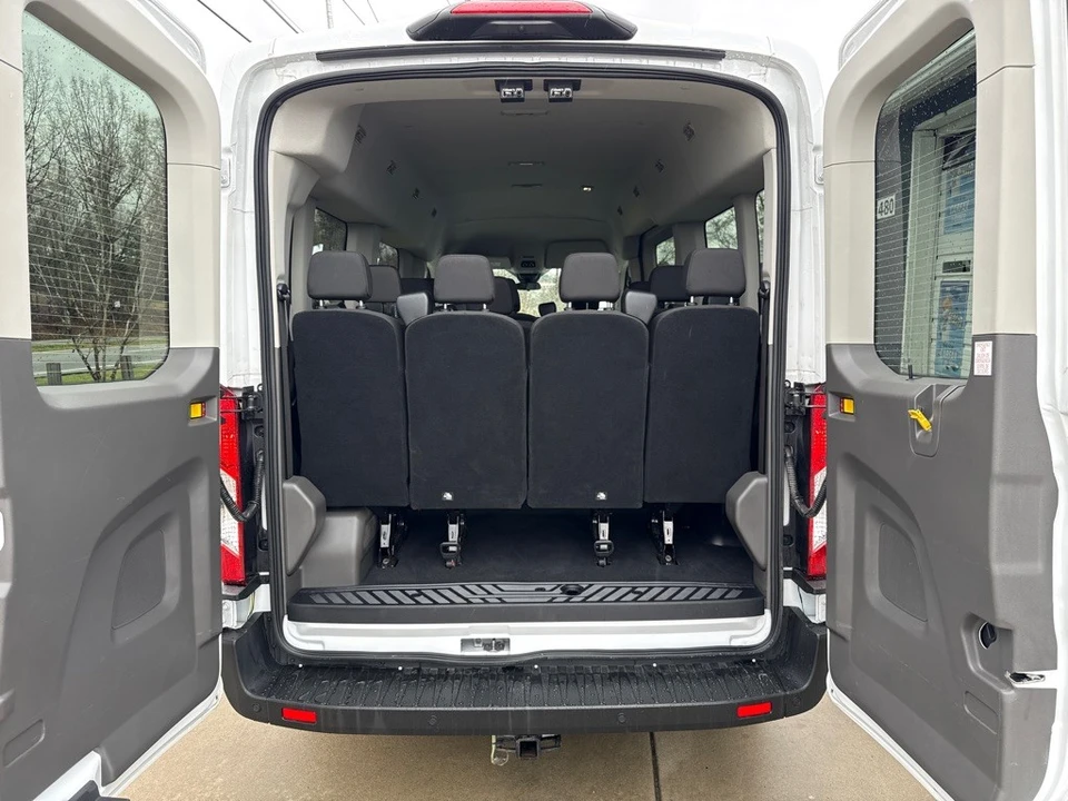 2025 Ford Transit - Image 9 of 21