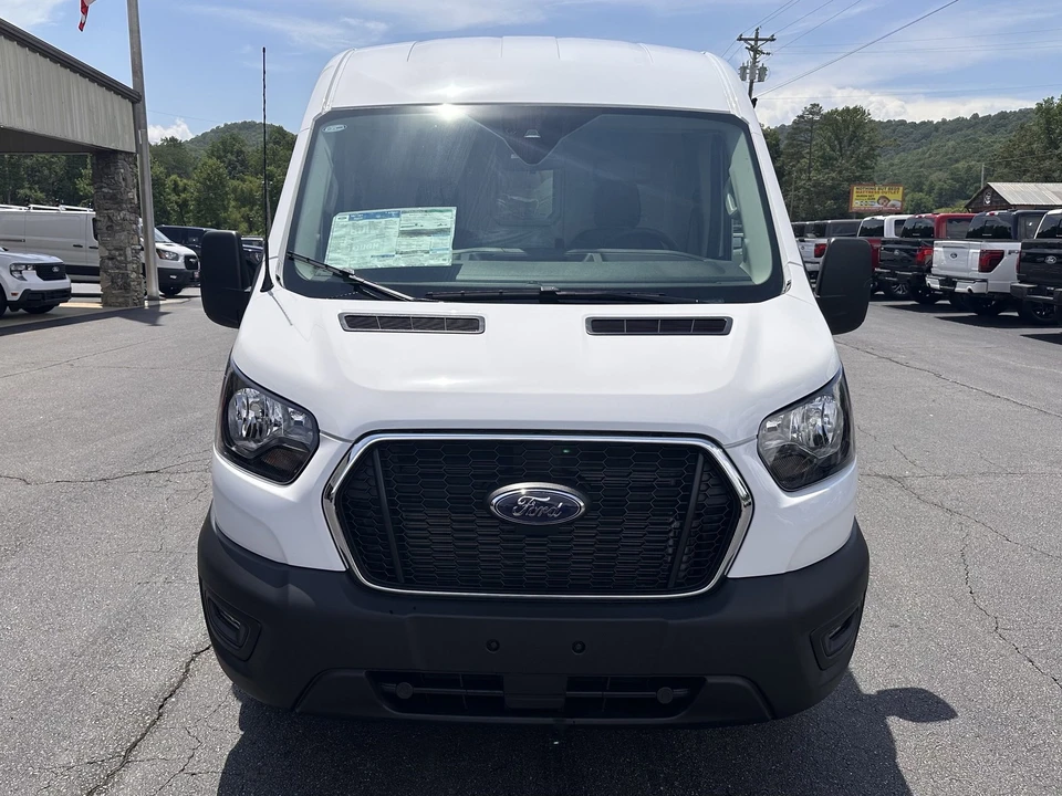 2025 Ford Transit - Image 3 of 21