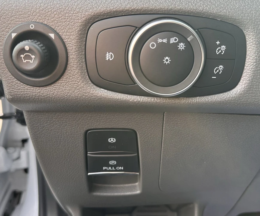 2025 Ford Transit - Image 17 of 21