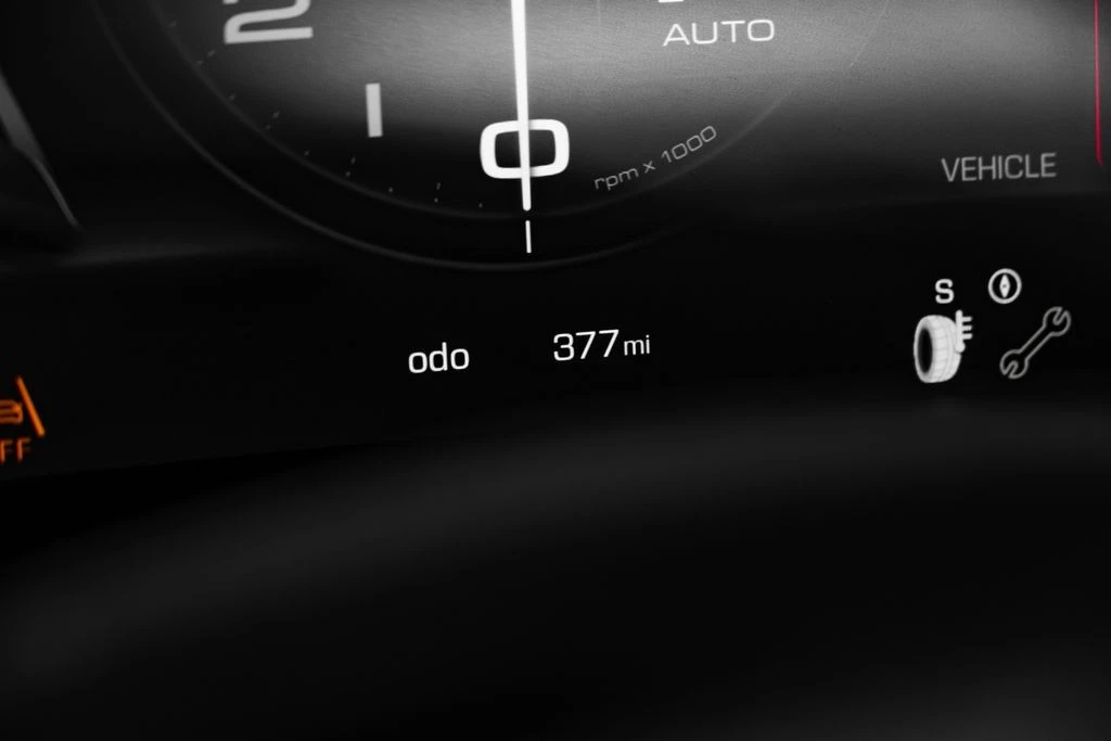 2025 Ferrari 12Cilindri - Image 28 of 29