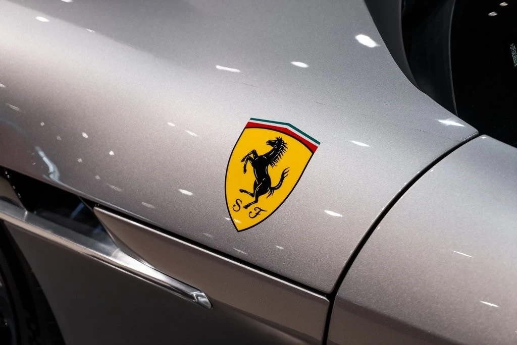 2025 Ferrari 12Cilindri - Image 9 of 12