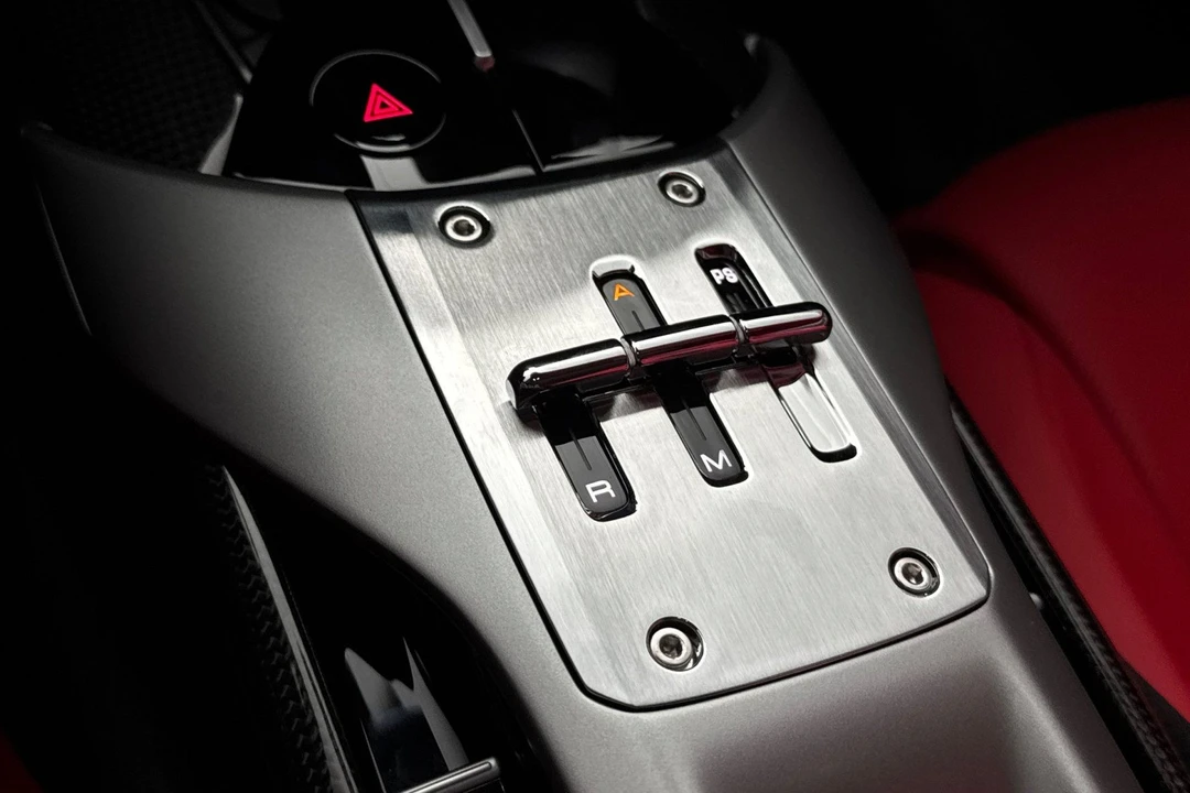2025 Ferrari 12Cilindri - Image 26 of 31