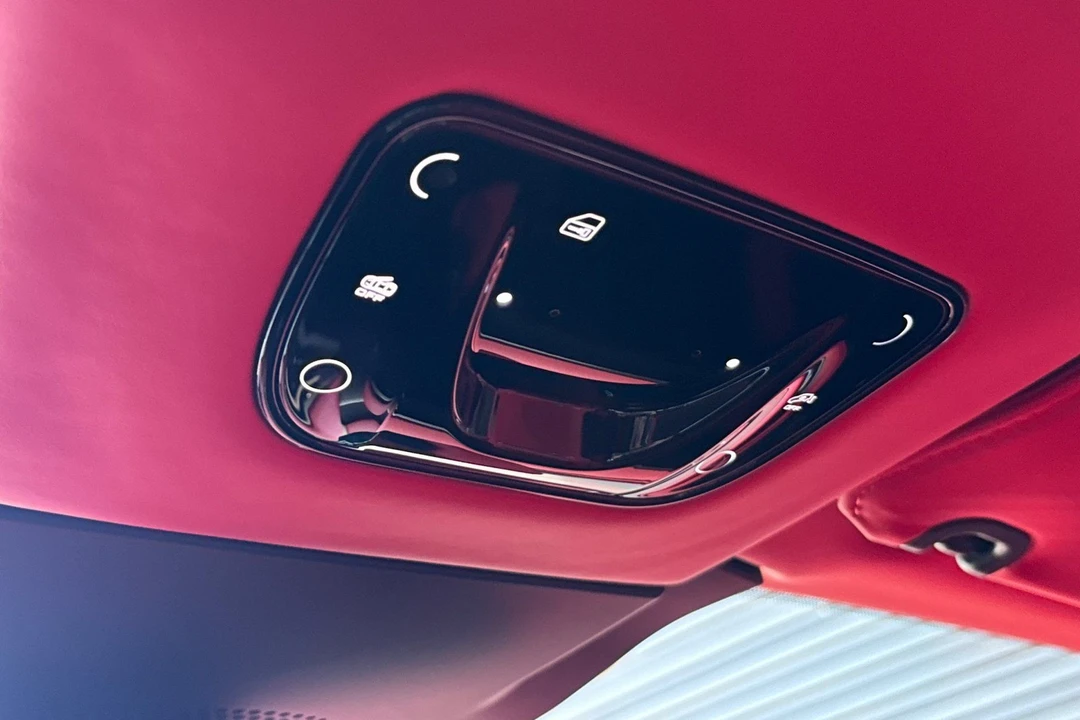 2025 Ferrari 12Cilindri - Image 20 of 31