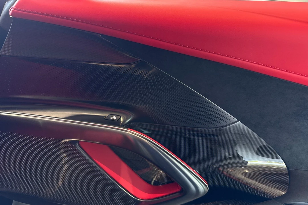 2025 Ferrari 12Cilindri - Image 19 of 31