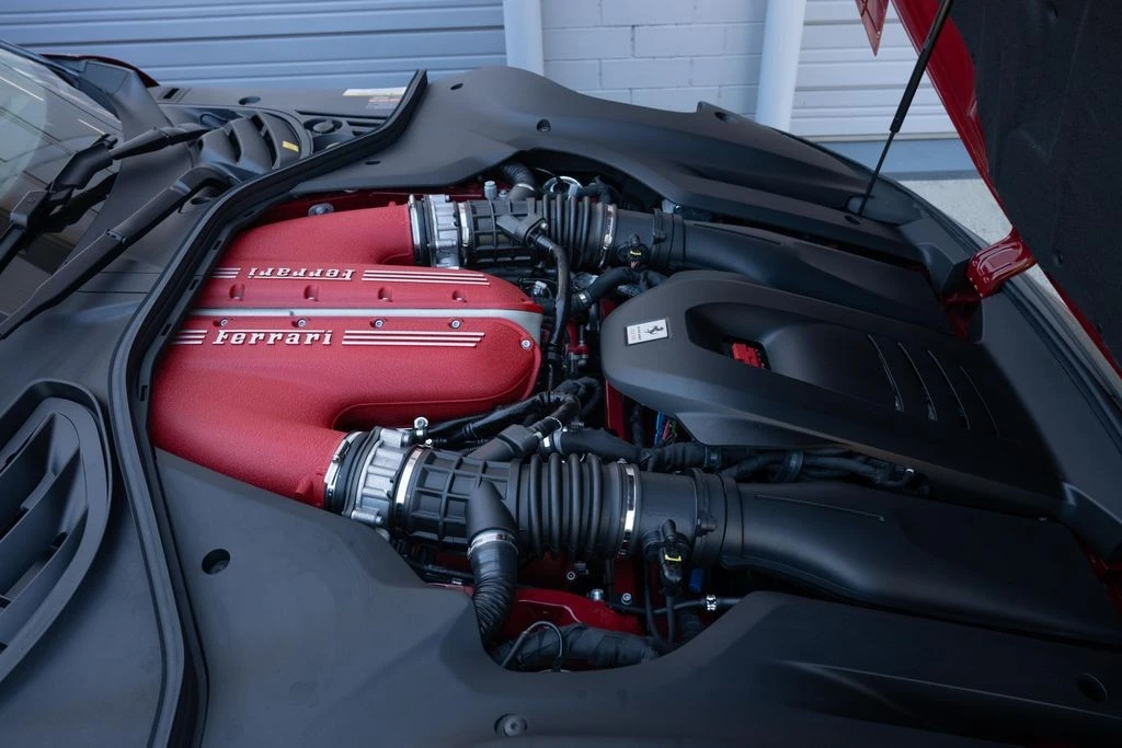 2025 Ferrari 12Cilindri - Image 13 of 31