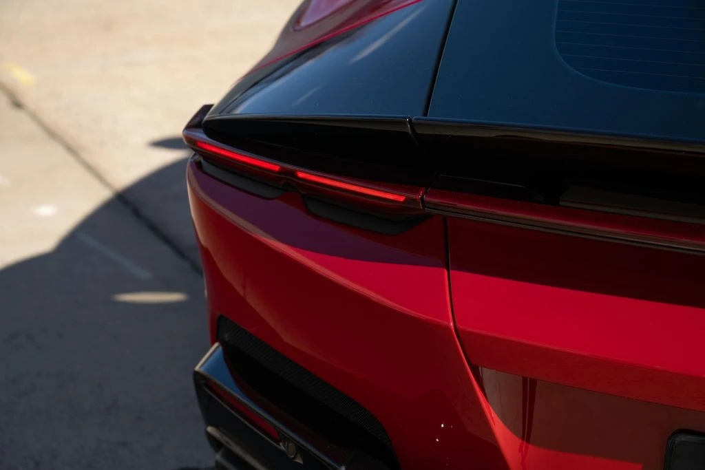 2025 Ferrari 12Cilindri - Image 23 of 31
