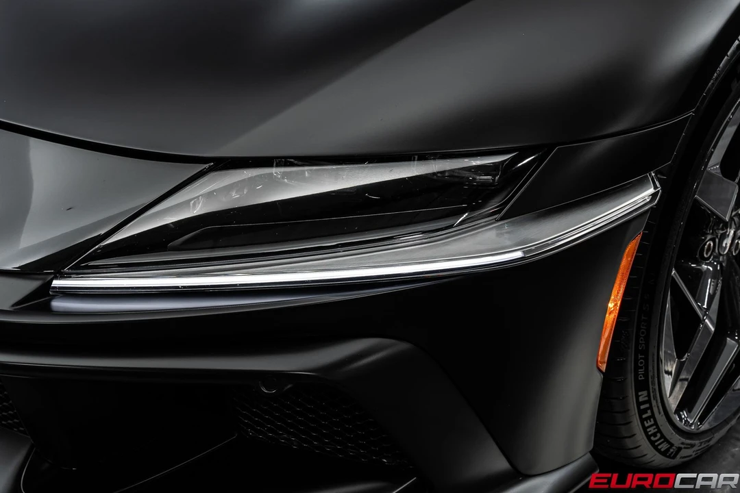 2025 Ferrari 12Cilindri - Image 12 of 31