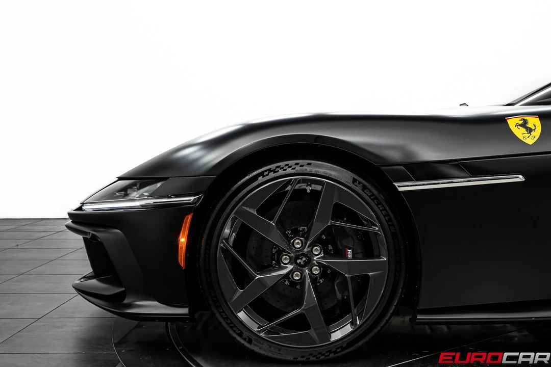 2025 Ferrari 12Cilindri - Image 13 of 31