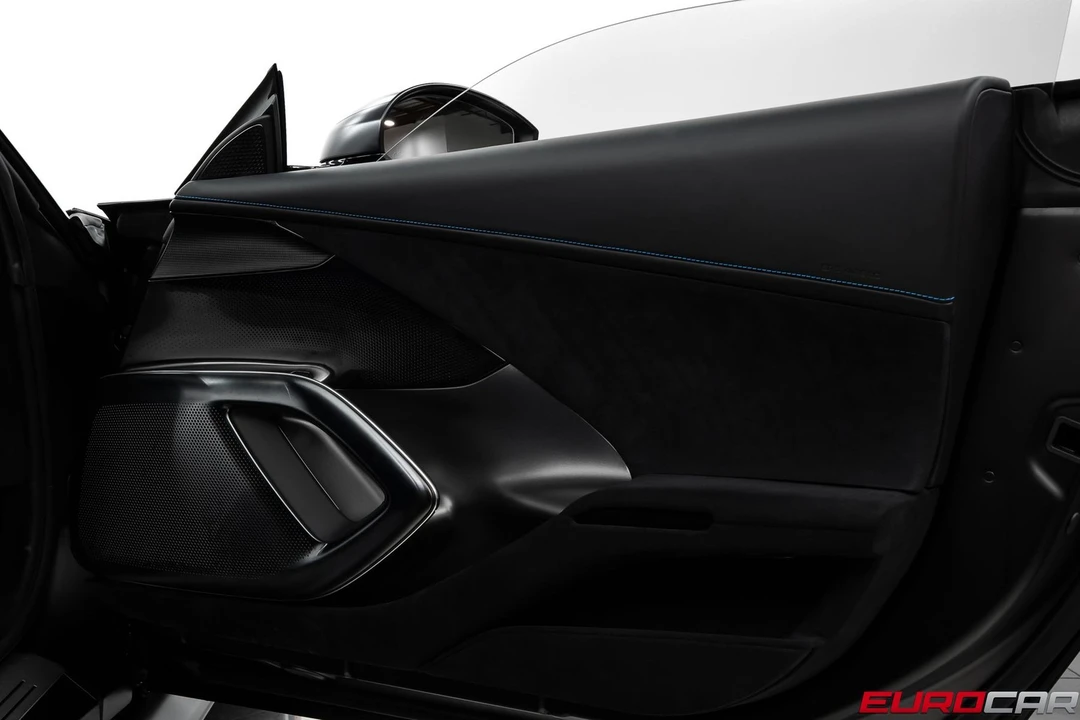 2025 Ferrari 12Cilindri - Image 26 of 31