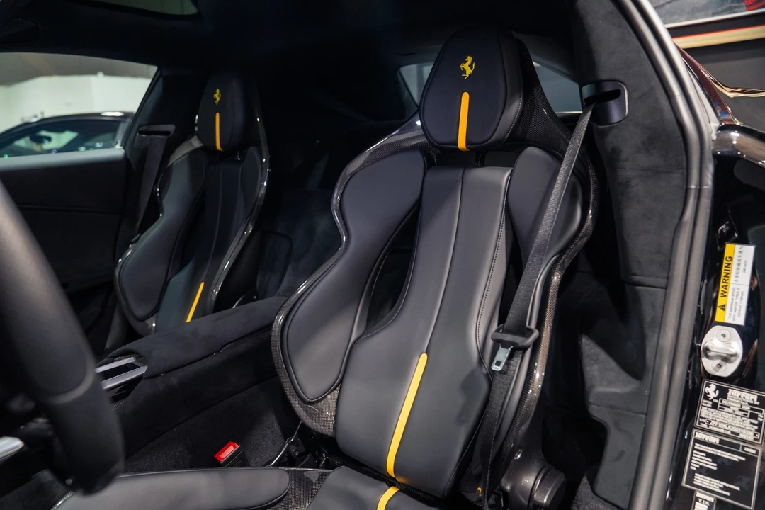 2025 Ferrari 12Cilindri - Image 2 of 31