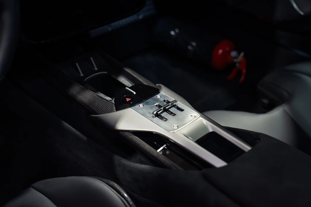 2025 Ferrari 12Cilindri - Image 23 of 31