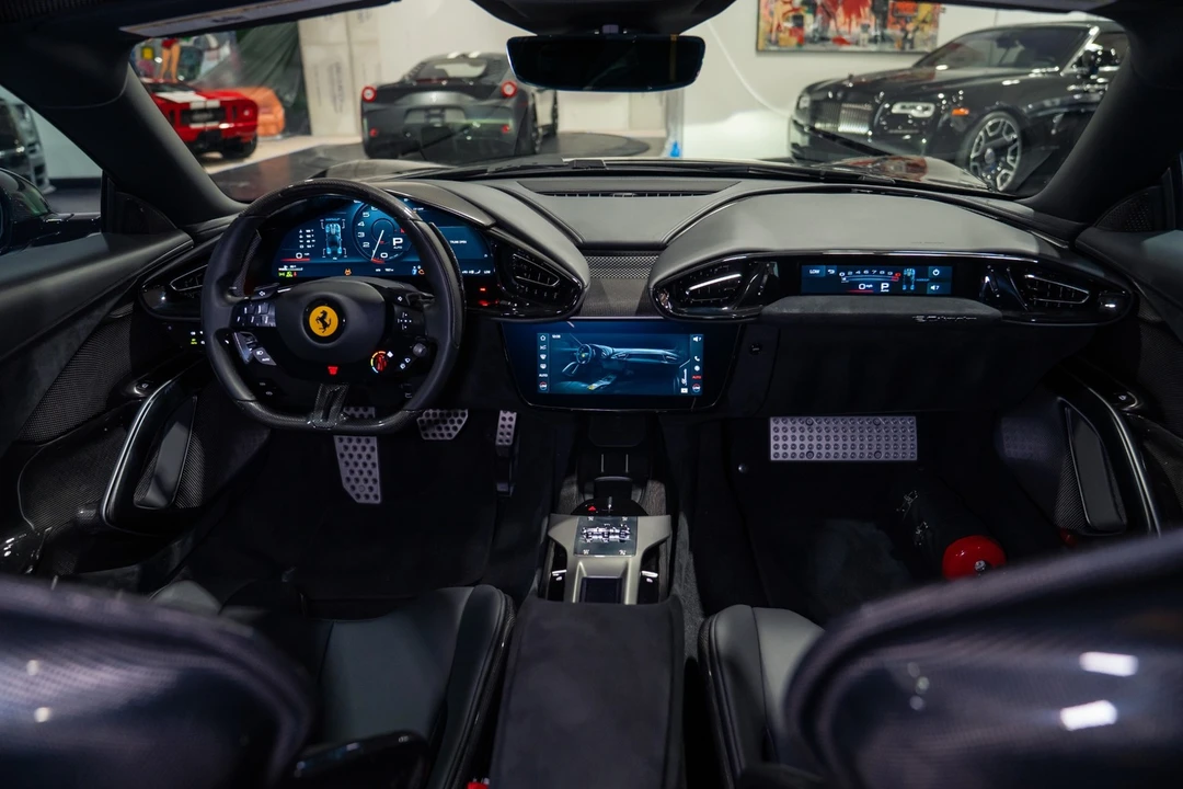 2025 Ferrari 12Cilindri - Image 14 of 31