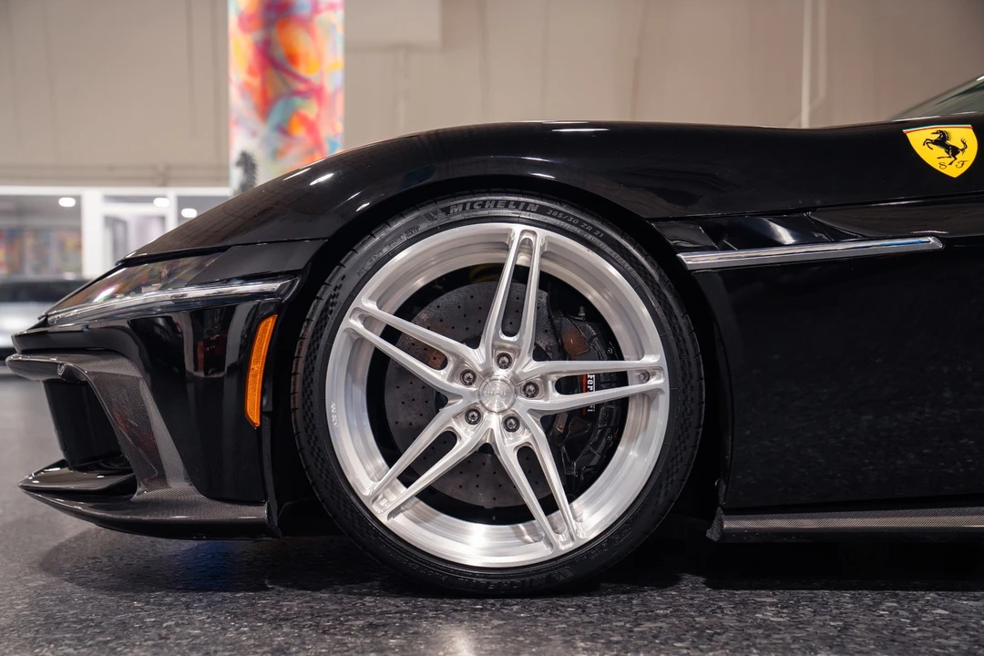 2025 Ferrari 12Cilindri - Image 9 of 31