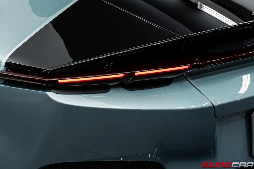 2025 Ferrari 12Cilindri - Image 20 of 31