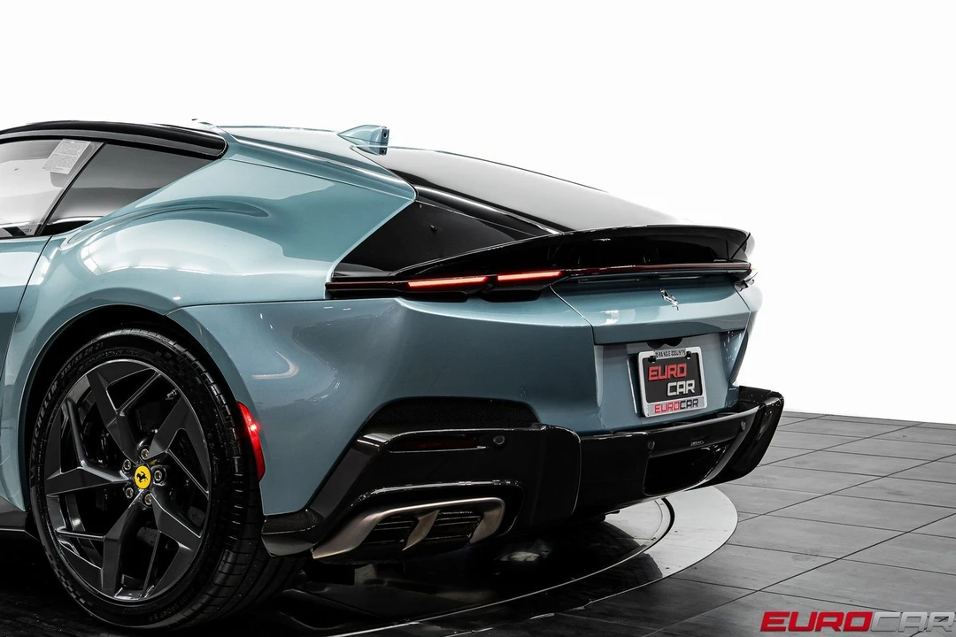 2025 Ferrari 12Cilindri - Image 17 of 31