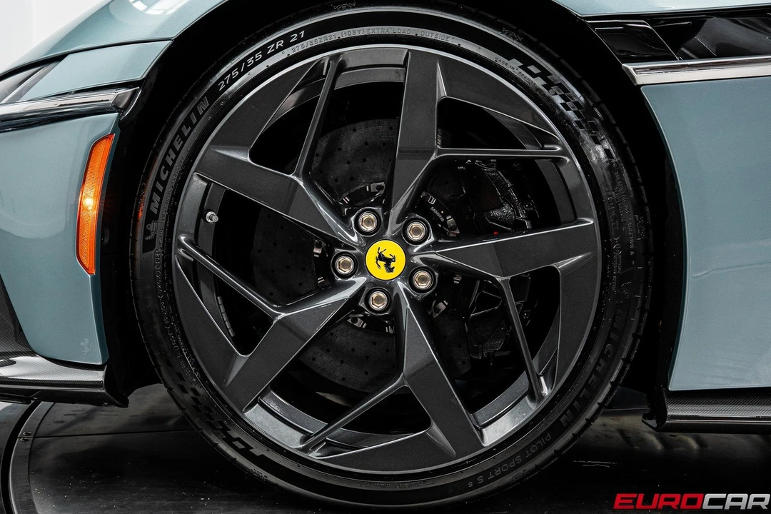 2025 Ferrari 12Cilindri - Image 23 of 31