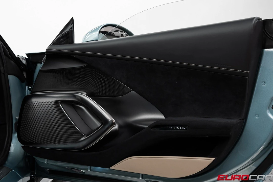 2025 Ferrari 12Cilindri - Image 26 of 31