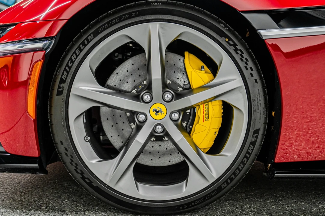 2025 Ferrari 12Cilindri - Image 9 of 21