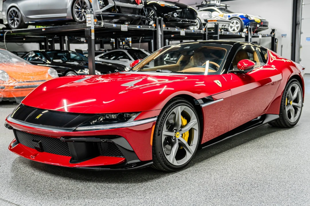 2025 Ferrari 12Cilindri - Image 5 of 21