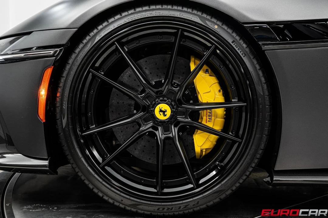 2025 Ferrari 12Cilindri - Image 29 of 31