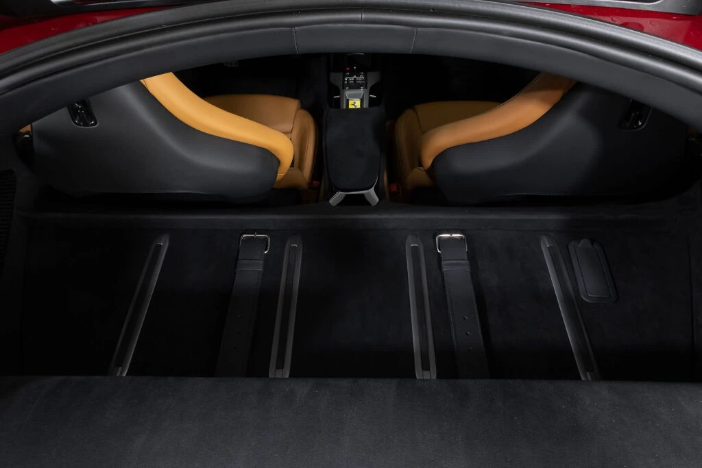 2025 Ferrari 12Cilindri - Image 23 of 31