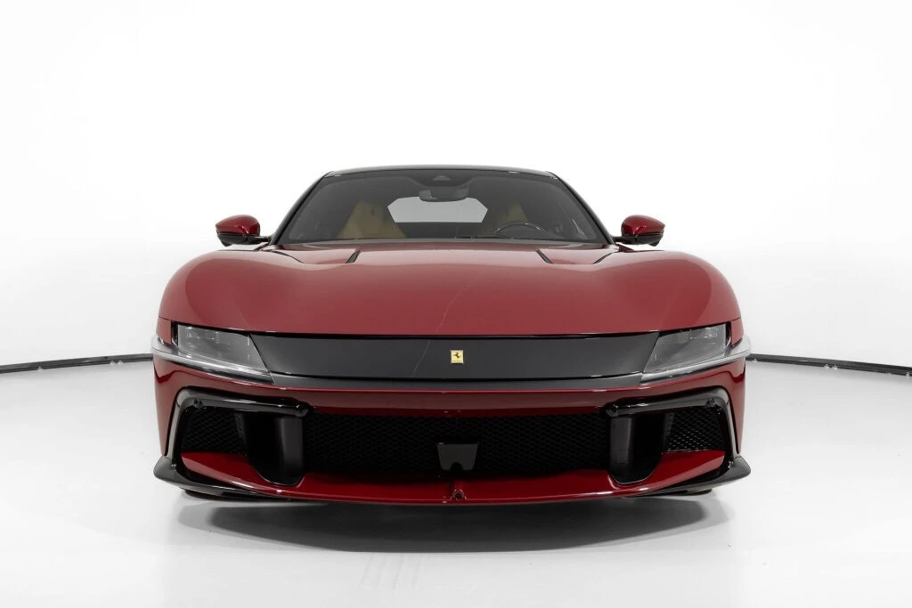 2025 Ferrari 12Cilindri - Image 13 of 31