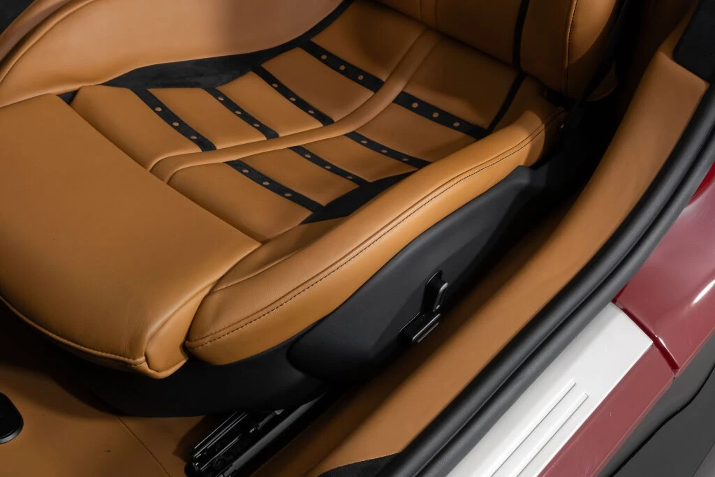 2025 Ferrari 12Cilindri - Image 31 of 31