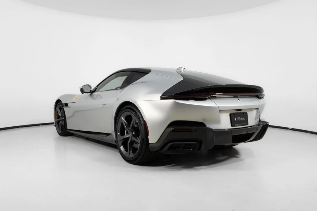 2025 Ferrari 12Cilindri - Image 7 of 31