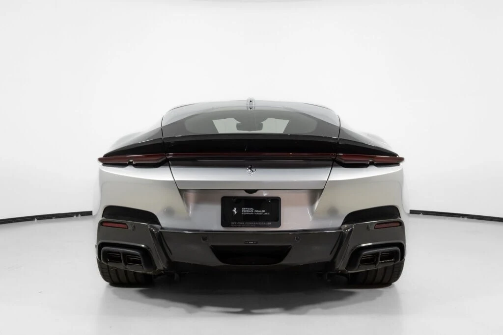 2025 Ferrari 12Cilindri - Image 9 of 31