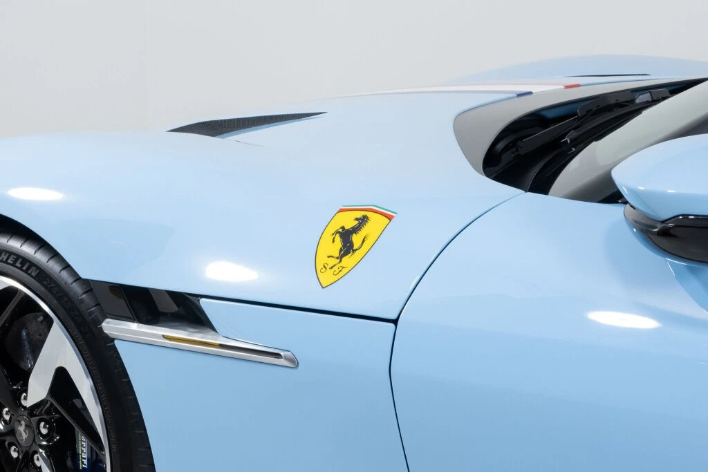 2025 Ferrari 12Cilindri - Image 19 of 31