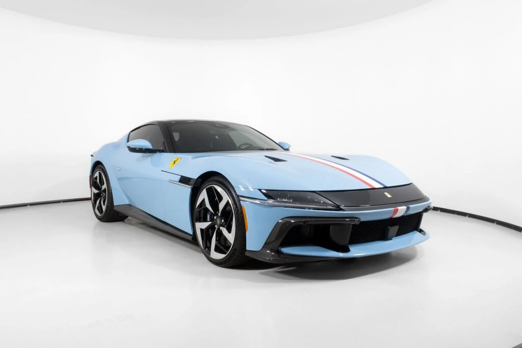 2025 Ferrari 12Cilindri - Image 11 of 31